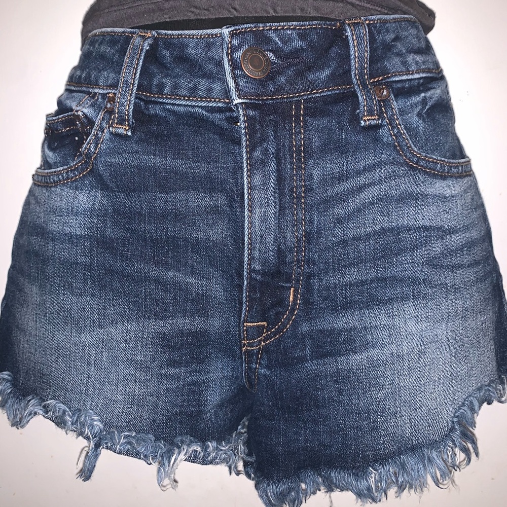 Size 4 high rise festival shorts